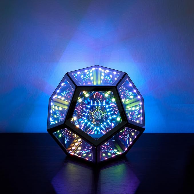 Diamond shaped infinity mirror